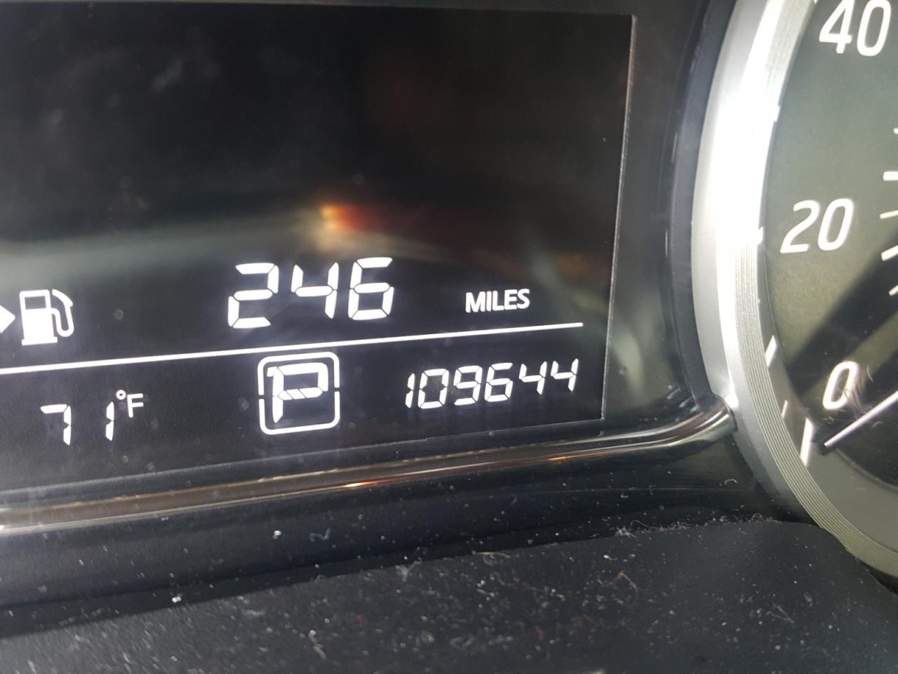 Photo 8 from auction – 2015 NISSAN SENTRA S with VIN 3N1AB7AP1FY365937