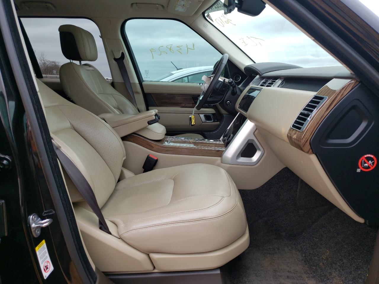 Photo 5 from auction – 2019 LAND ROVER RANGE ROVE with VIN SALGS2RE9KA523610