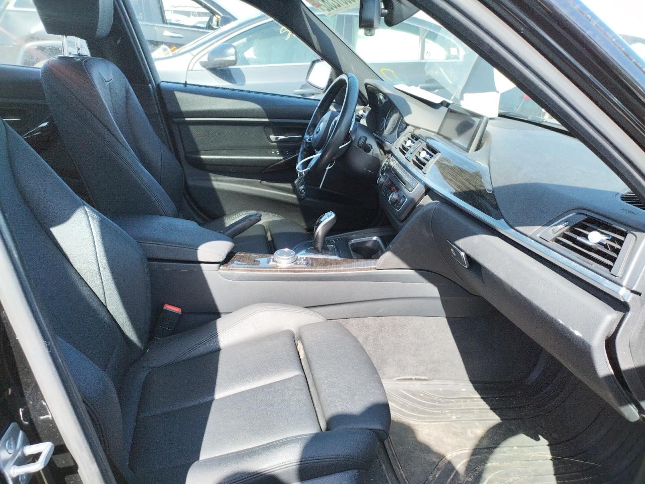 Photo 5 from auction – 2015 BMW 328 XI with VIN WBA3B3C52FF545930