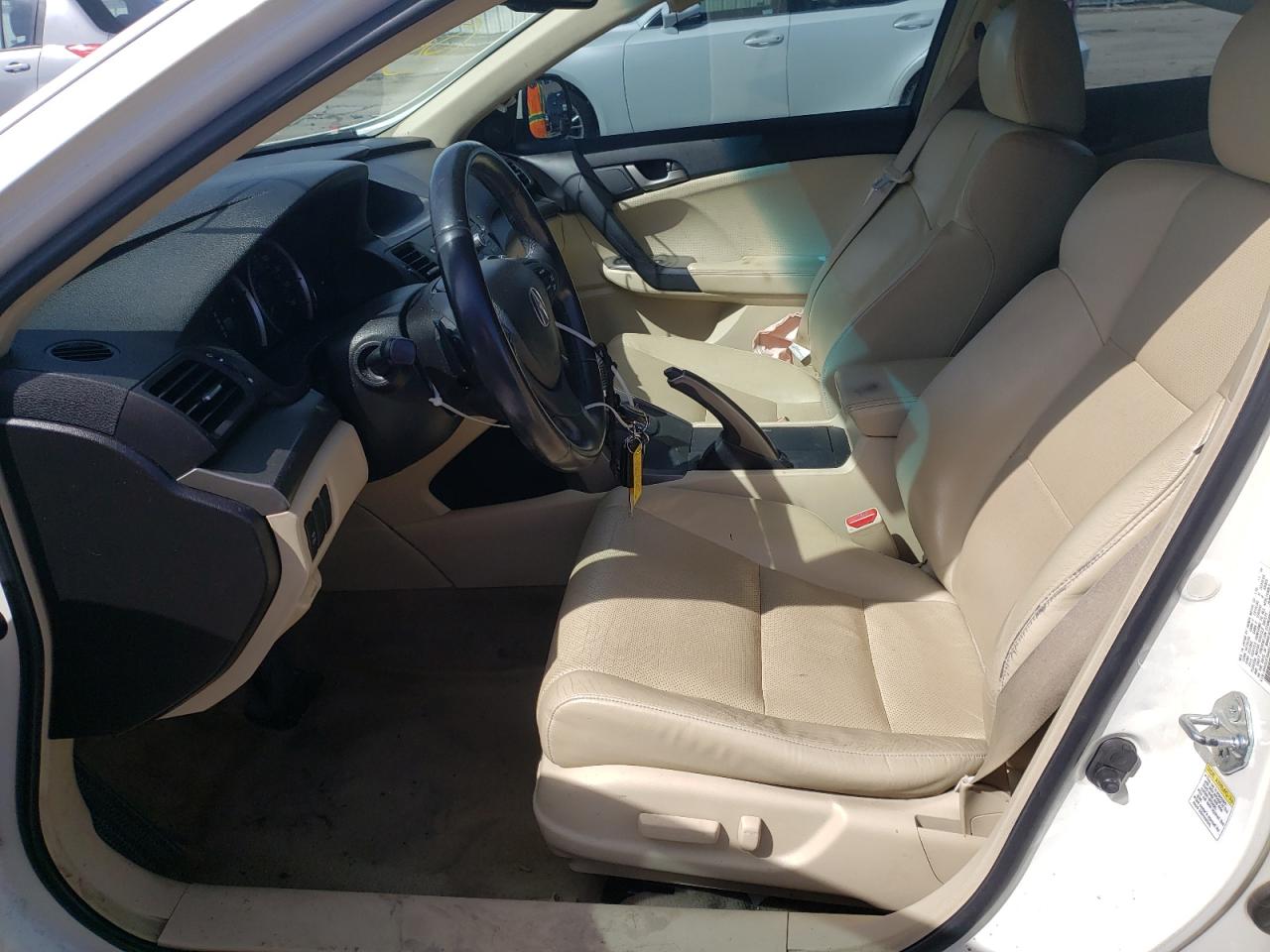 Photo 5 from auction – 2010 ACURA TSX with VIN JH4CU2F69AC016124