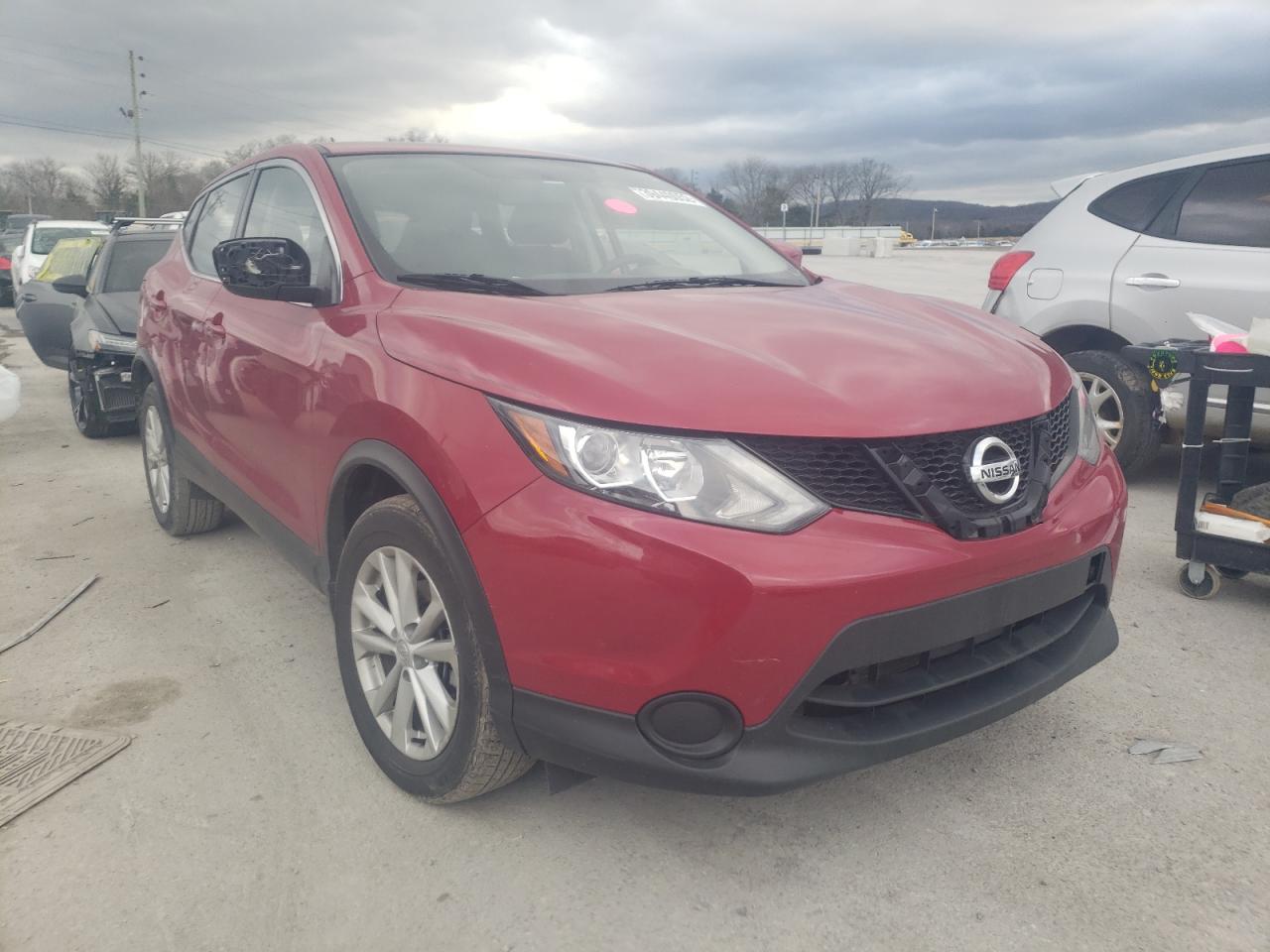 NISSAN ROGUE 2017 with VIN JN1BJ1CP3HW035888 - Photo from auction
