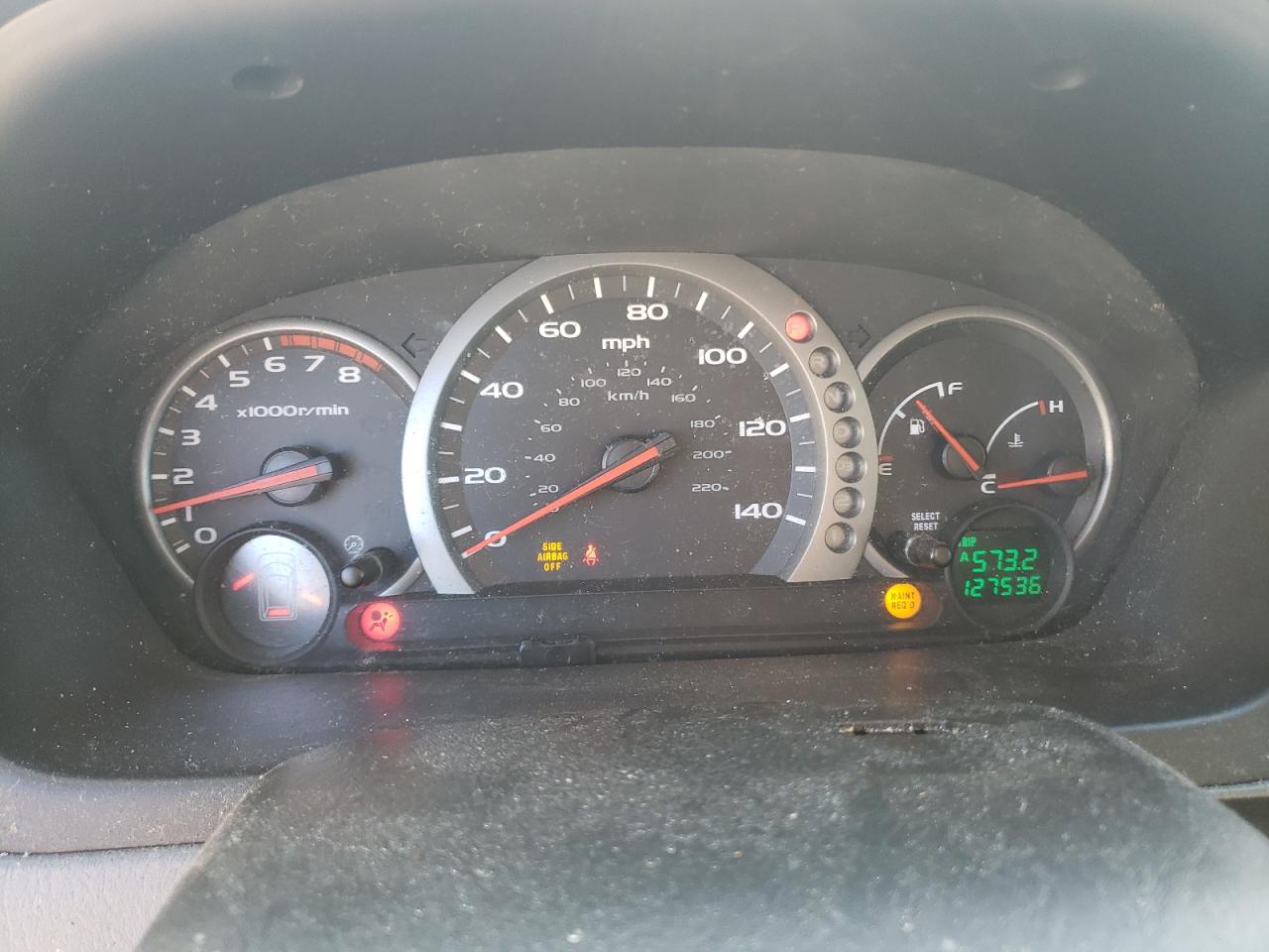 Photo 8 from auction – 2005 HONDA PILOT with VIN 5FNYF18465B066740
