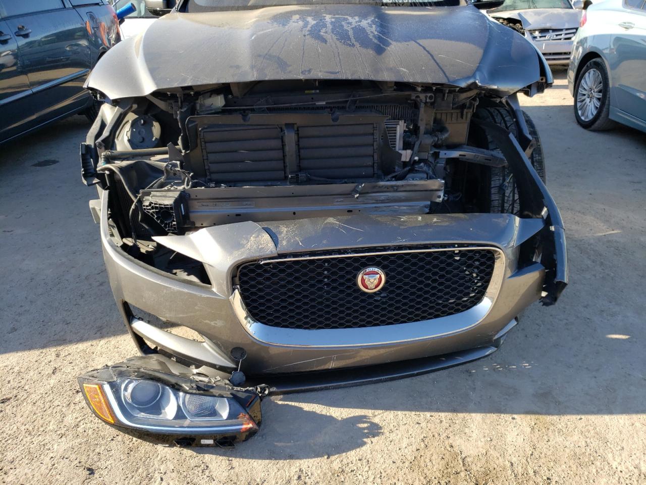 Photo 9 from auction – 2018 JAGUAR F-PACE PRE with VIN SADCJ2GXXJA236471