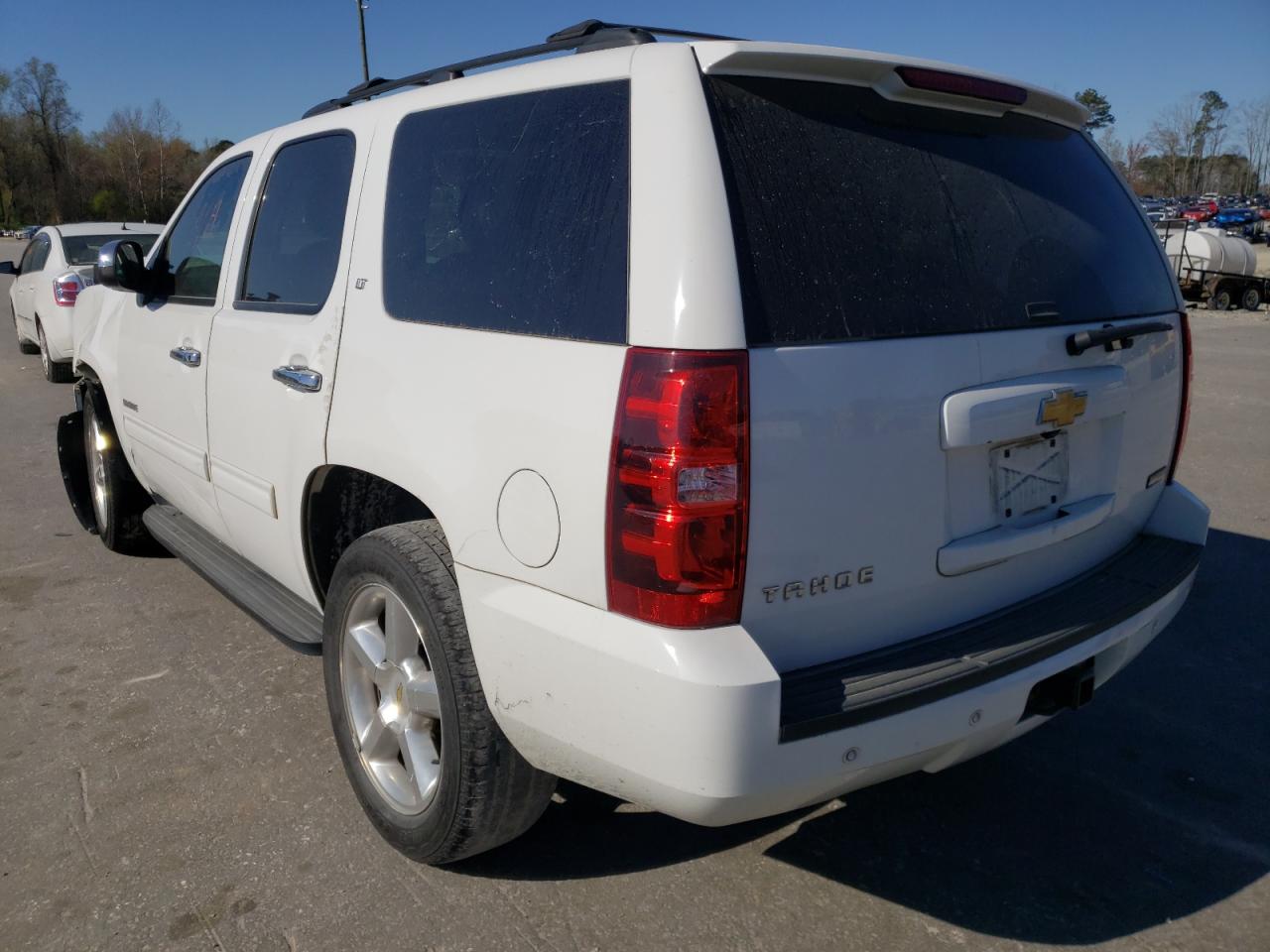 Photo 3 from auction – 2013 CHEVROLET TAHOE C150 with VIN 1GNSCBE08DR170183
