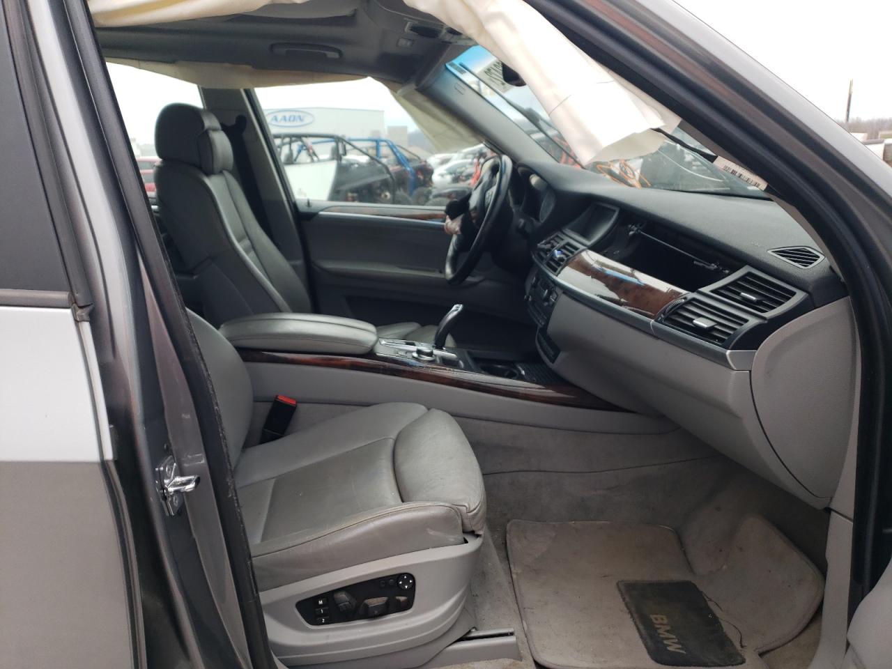 Photo 5 from auction – 2007 BMW X5 3.0I with VIN 5UXFE43537L014475