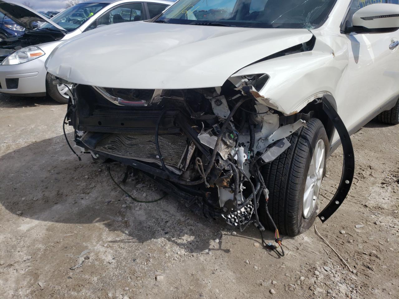 Photo 9 from auction – 2016 NISSAN ROGUE S with VIN KNMAT2MV0GP709445