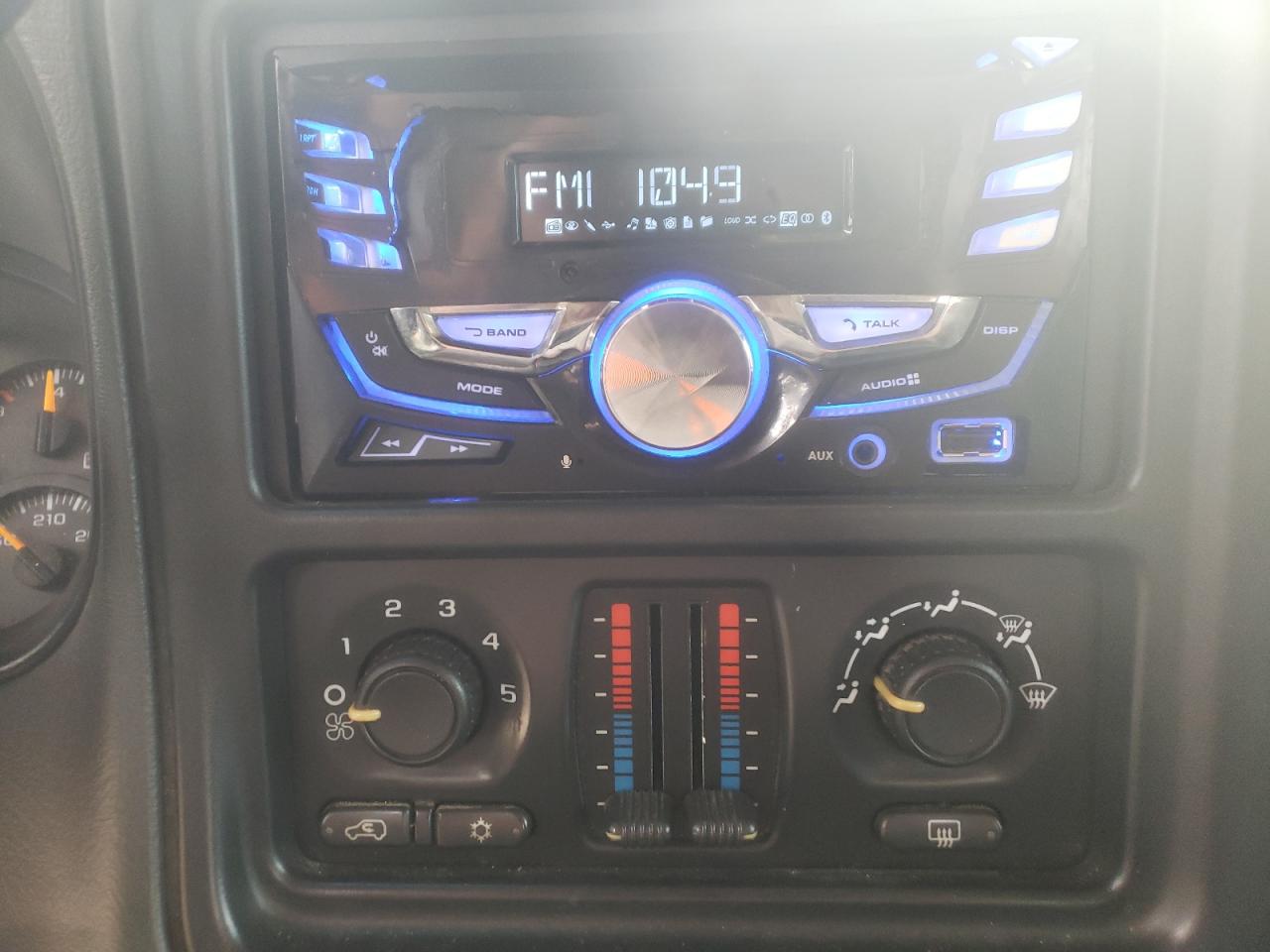 Photo 9 from auction – 2006 CHEVROLET SILVERADO with VIN 2GCEK13TX61220738