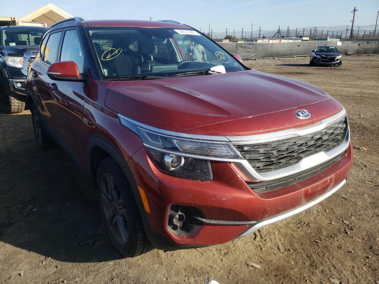 KIA SELTOS S 2021 with VIN KNDEUCAA3M7093144 - Photo from auction