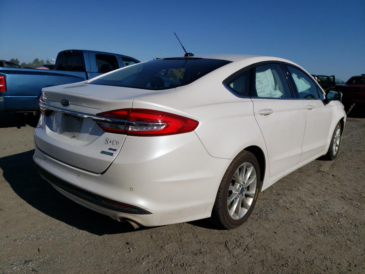 Photo 4 from auction – 2017 FORD FUSION SE with VIN 3FA6P0HD0HR290559