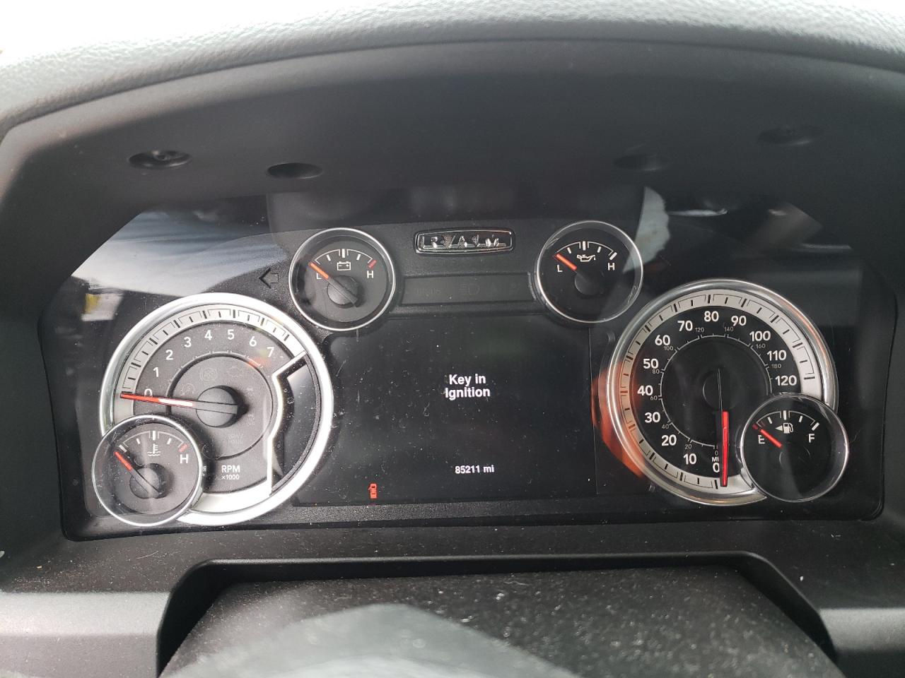 Photo 8 from auction – 2016 RAM 1500 SLT with VIN 3C6RR6LT6GG325724