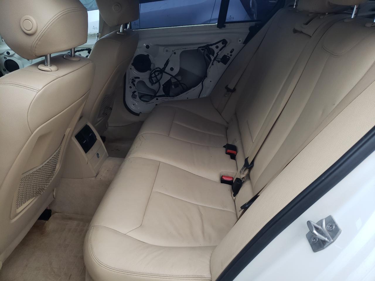 Photo 6 from auction – 2013 BMW 328 I with VIN WBA3A5G5XDNP19805