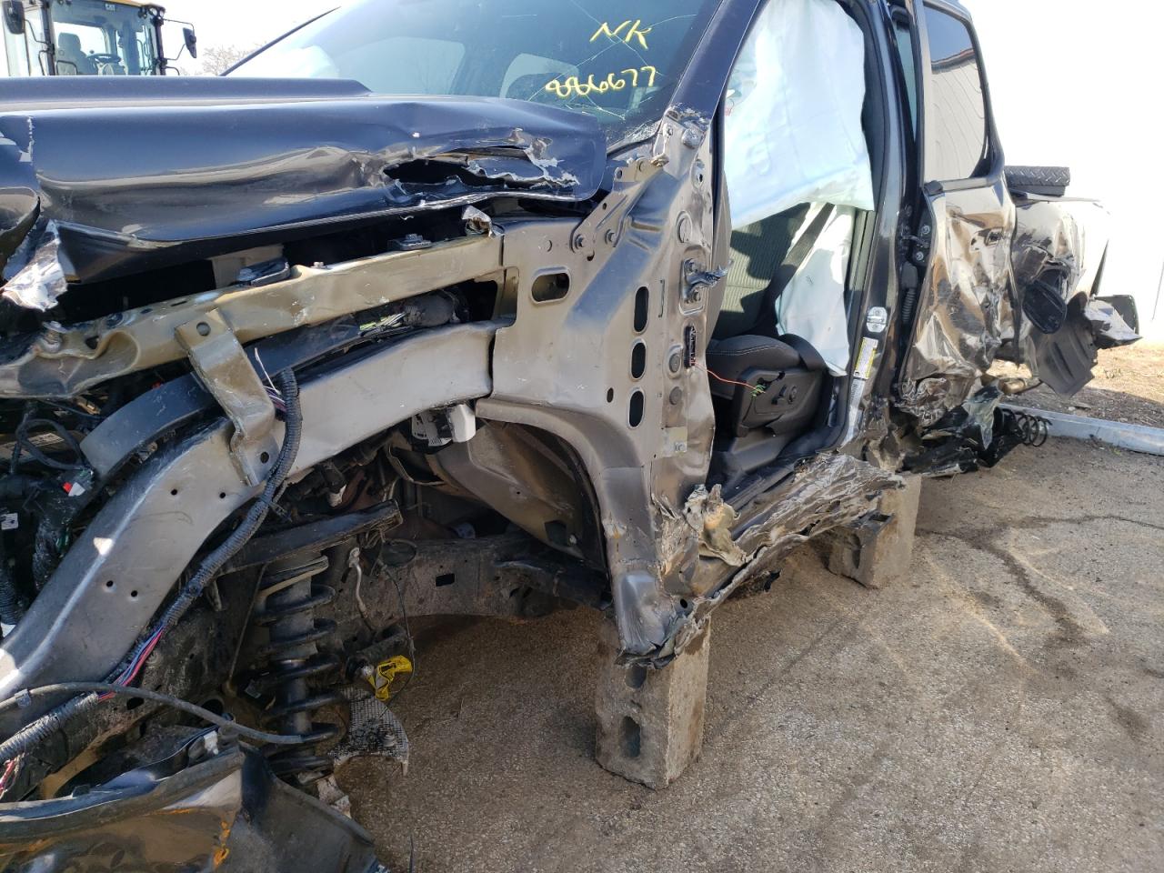 Photo 9 from auction – 2019 RAM 1500 BIG H with VIN 1C6SRFBT7KN886677
