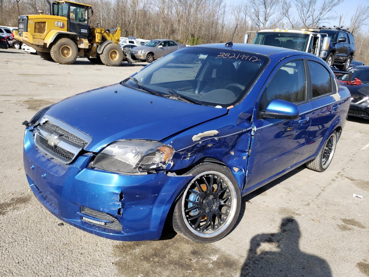 Photo 2 from auction – 2009 CHEVROLET AVEO LS with VIN KL1TD56EX9B606061