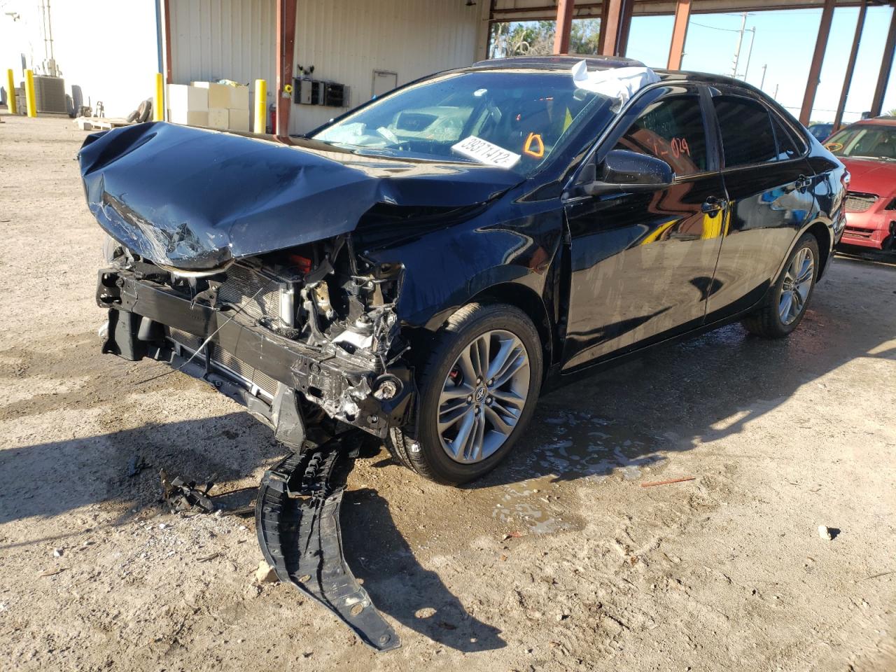 Photo 2 from auction – 2017 TOYOTA CAMRY LE with VIN 4T1BF1FKXHU450289