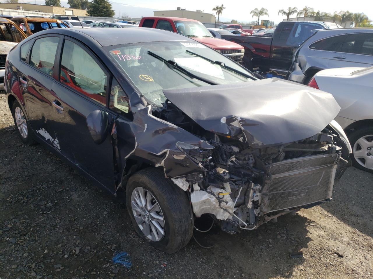 TOYOTA PRIUS PLUG 2013 con VIN JTDKN3DP9D3045736 - Foto de la subasta