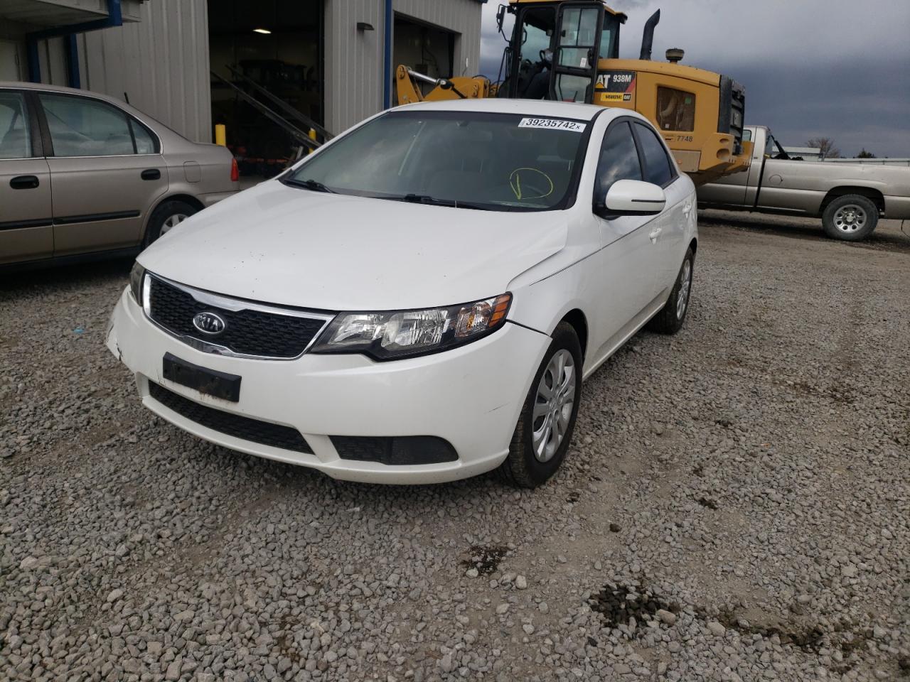 Photo 2 from auction – 2013 KIA FORTE EX with VIN KNAFU4A26D5725131
