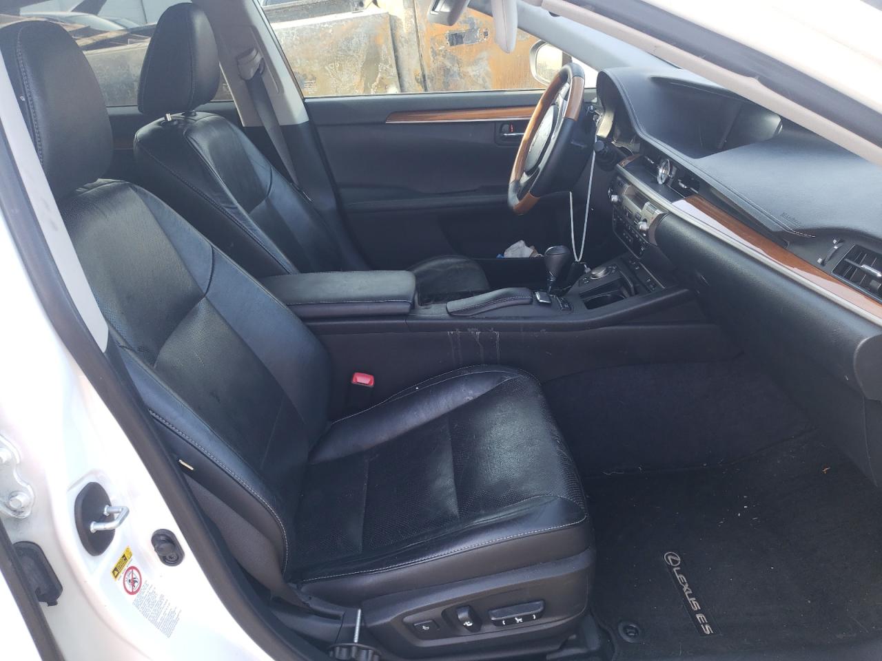 Foto 5 de la subasta – 2014 LEXUS ES 300H con VIN JTHBW1GG5E2075187
