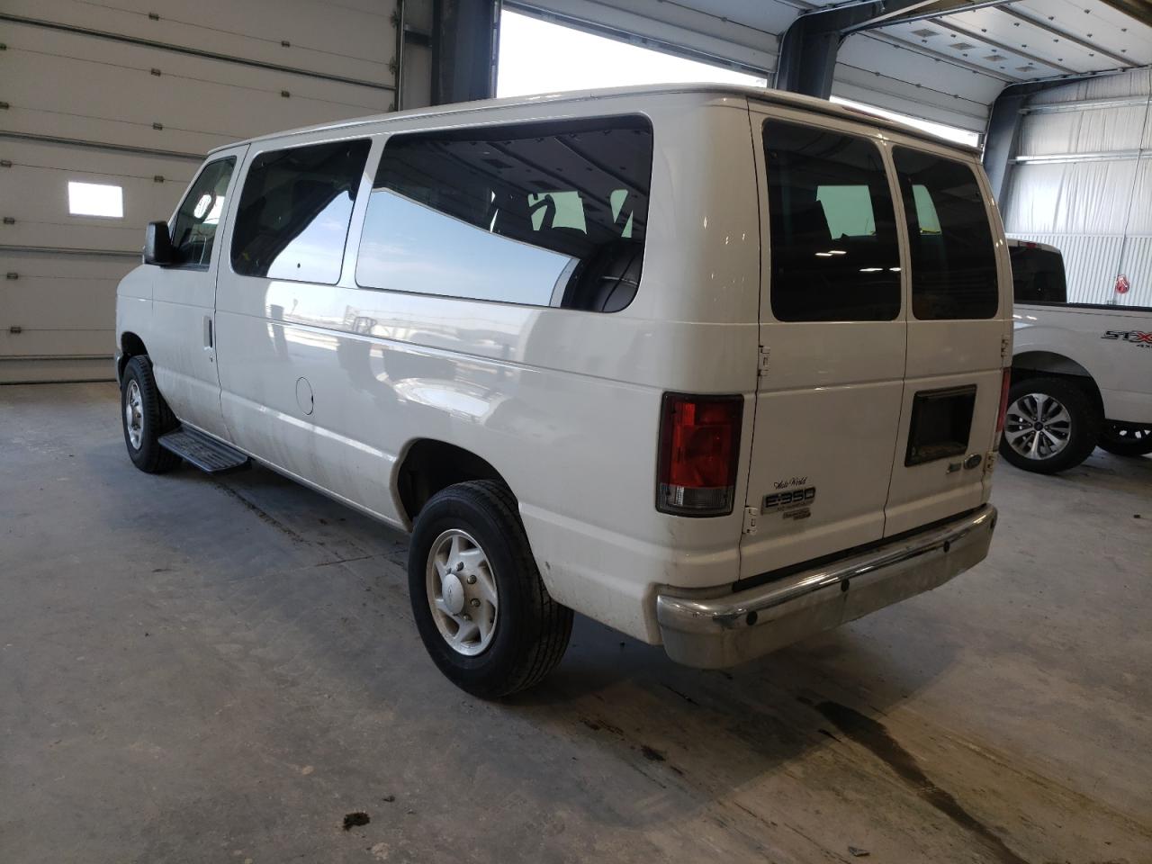Photo 15 from auction – 2014 FORD ECONOLINE with VIN 1FBNE3BL1EDB06641