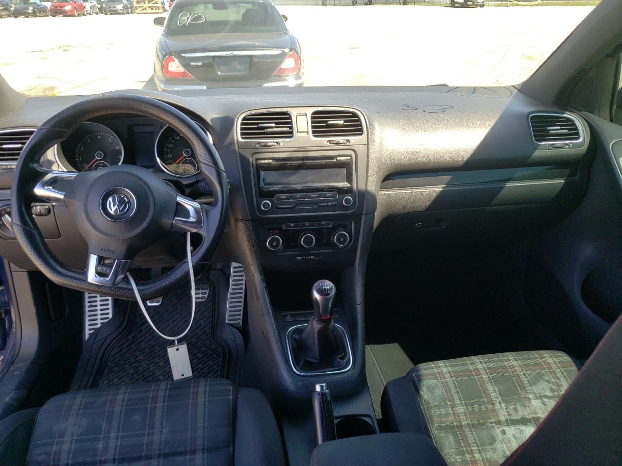 Photo 9 from auction – 2012 VOLKSWAGEN GTI with VIN WVWEV7AJ4CW153988