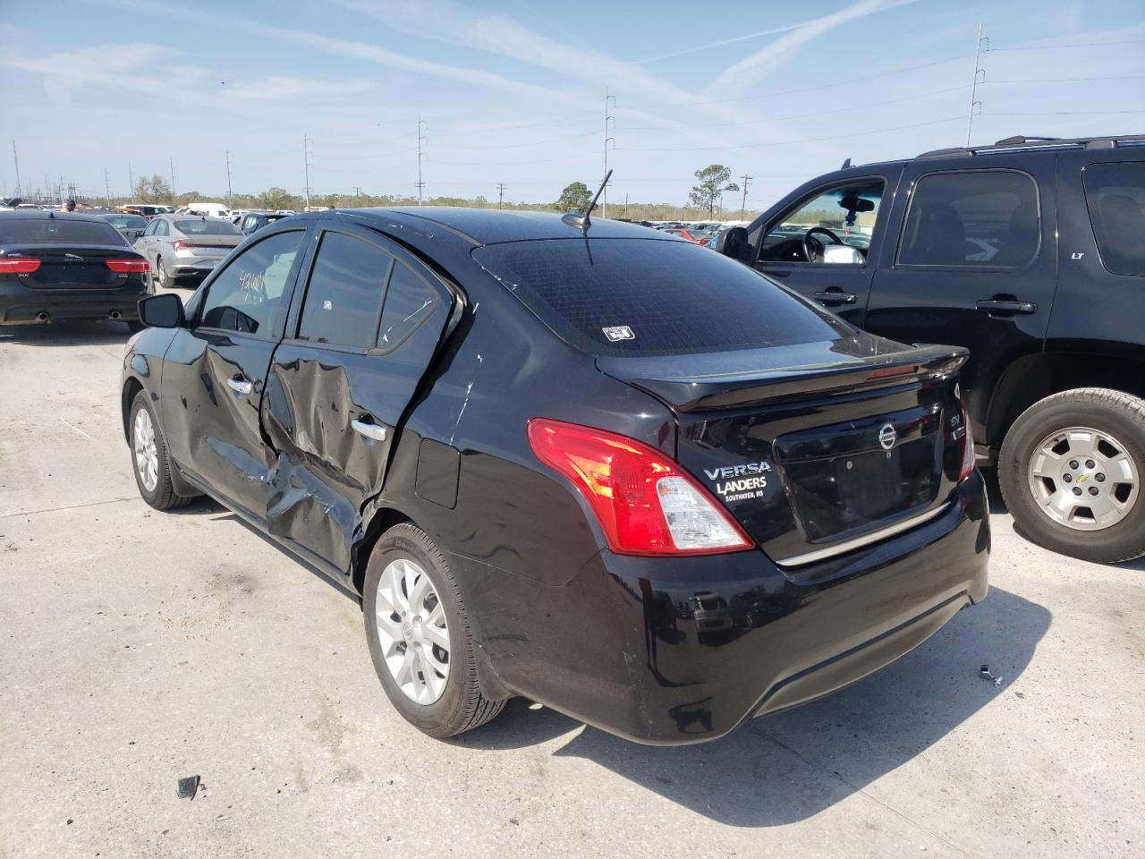 Photo 3 from auction – 2017 NISSAN VERSA S with VIN 3N1CN7APXHL832028