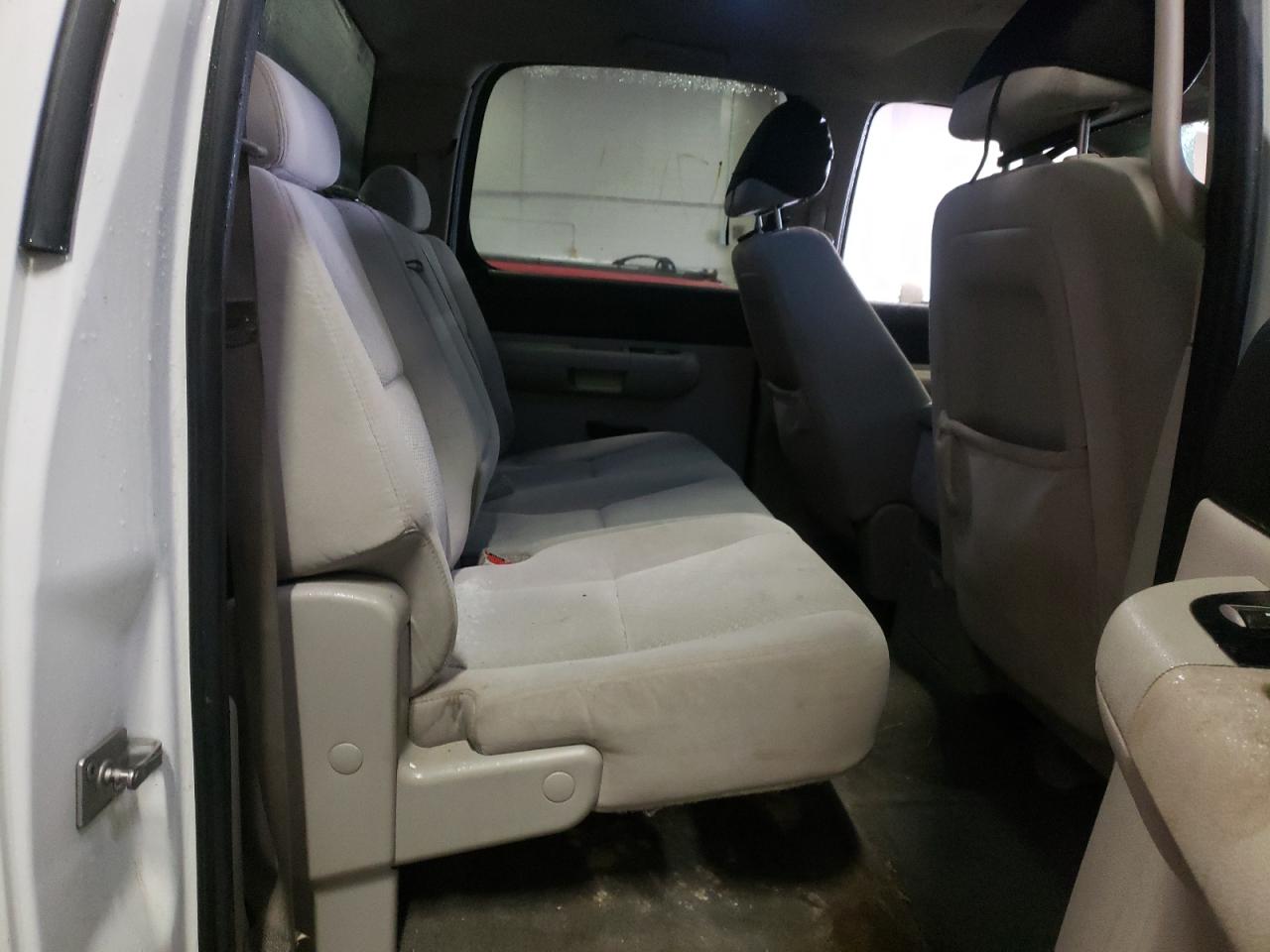 Photo 6 from auction – 2007 CHEVROLET SILVERADO with VIN 2GCEK13M071536613