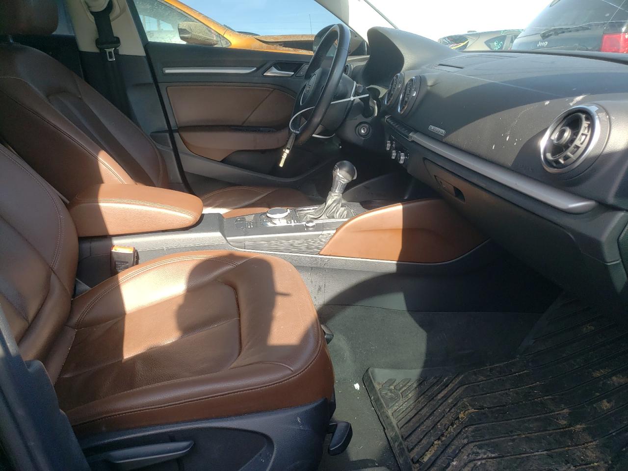 Photo 5 from auction – 2015 AUDI S3 PREMIUM with VIN WAUBFGFF1F1139131