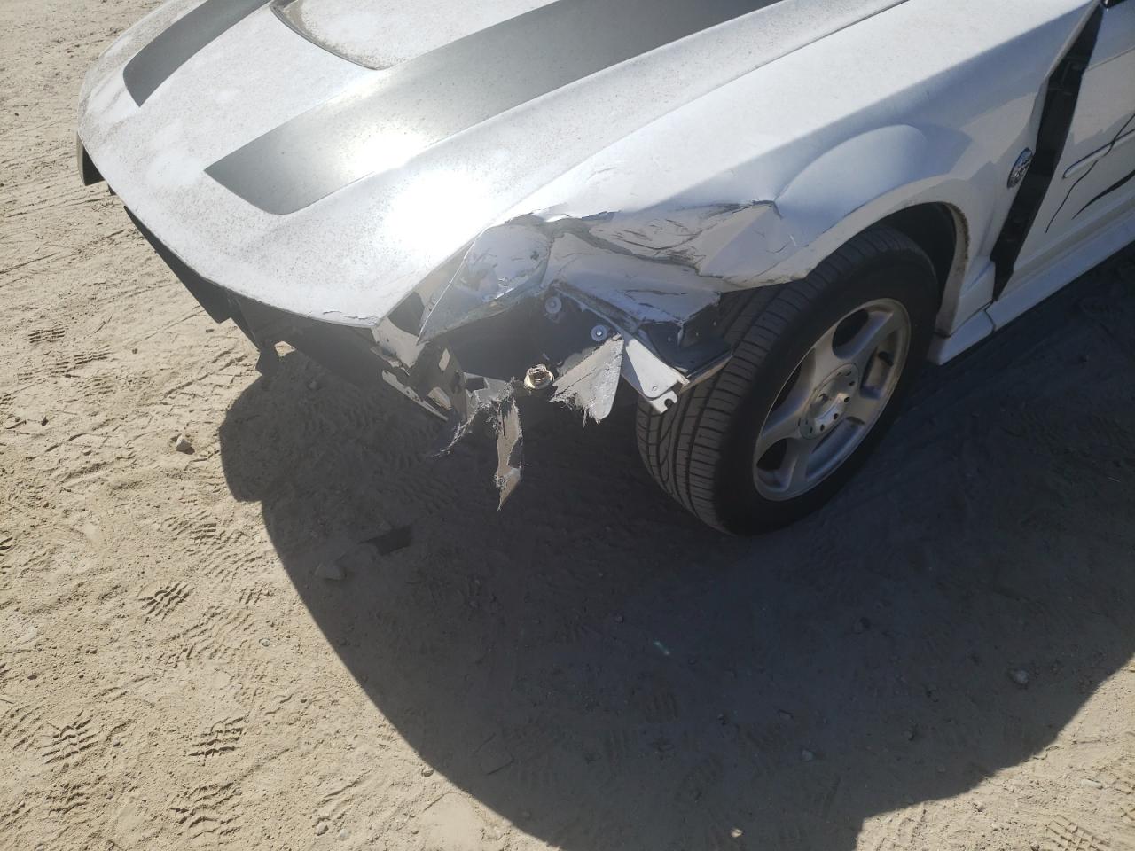 Photo 9 from auction – 2004 FORD MUSTANG with VIN 1FAFP44664F188611