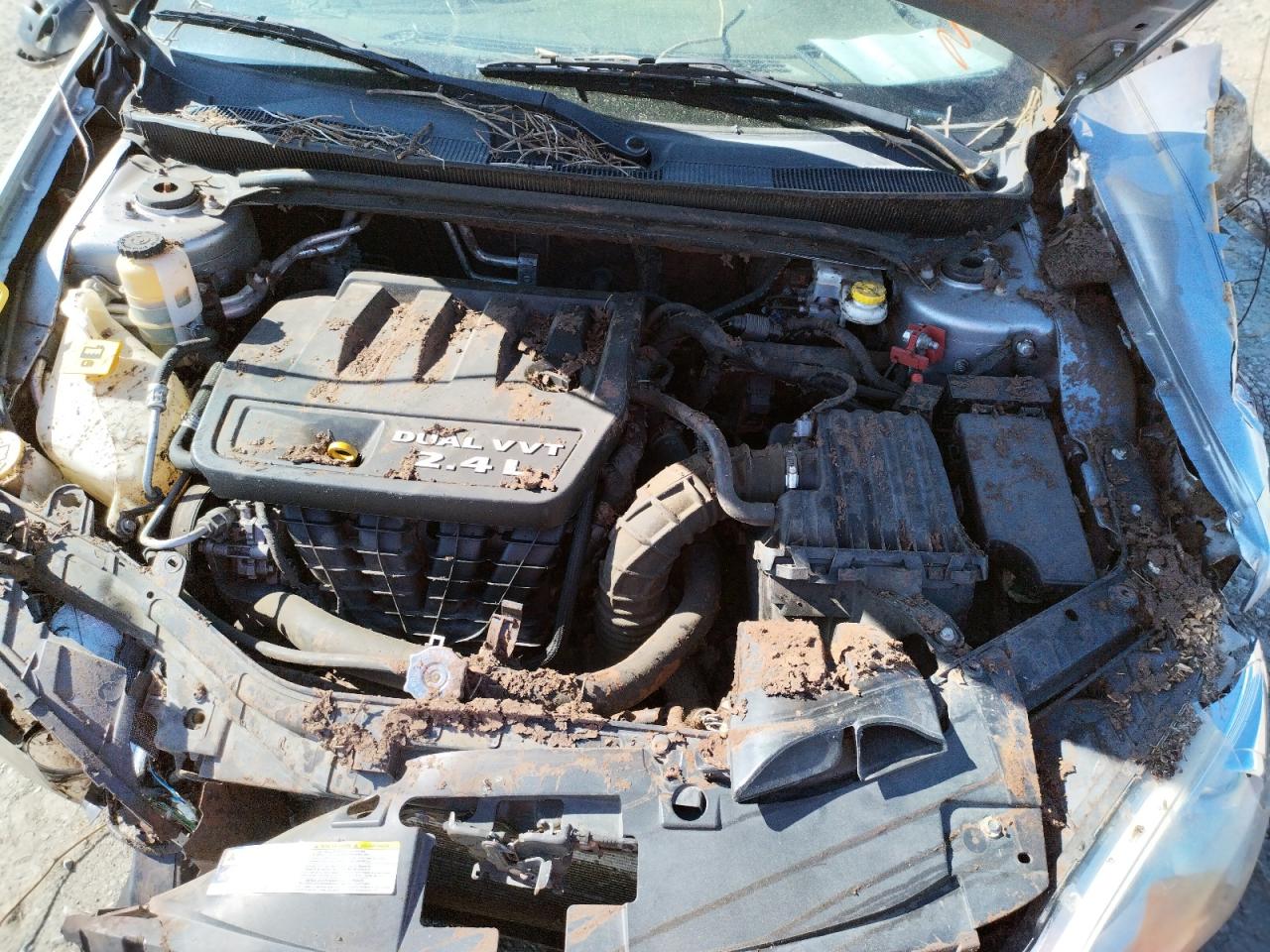 Photo 7 from auction – 2013 CHRYSLER 200 TOURIN with VIN 1C3CCBBB1DN571587