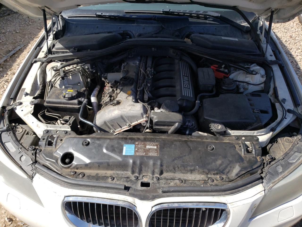 Photo 7 from auction – 2007 BMW 530 XI with VIN WBANF73587CU24603