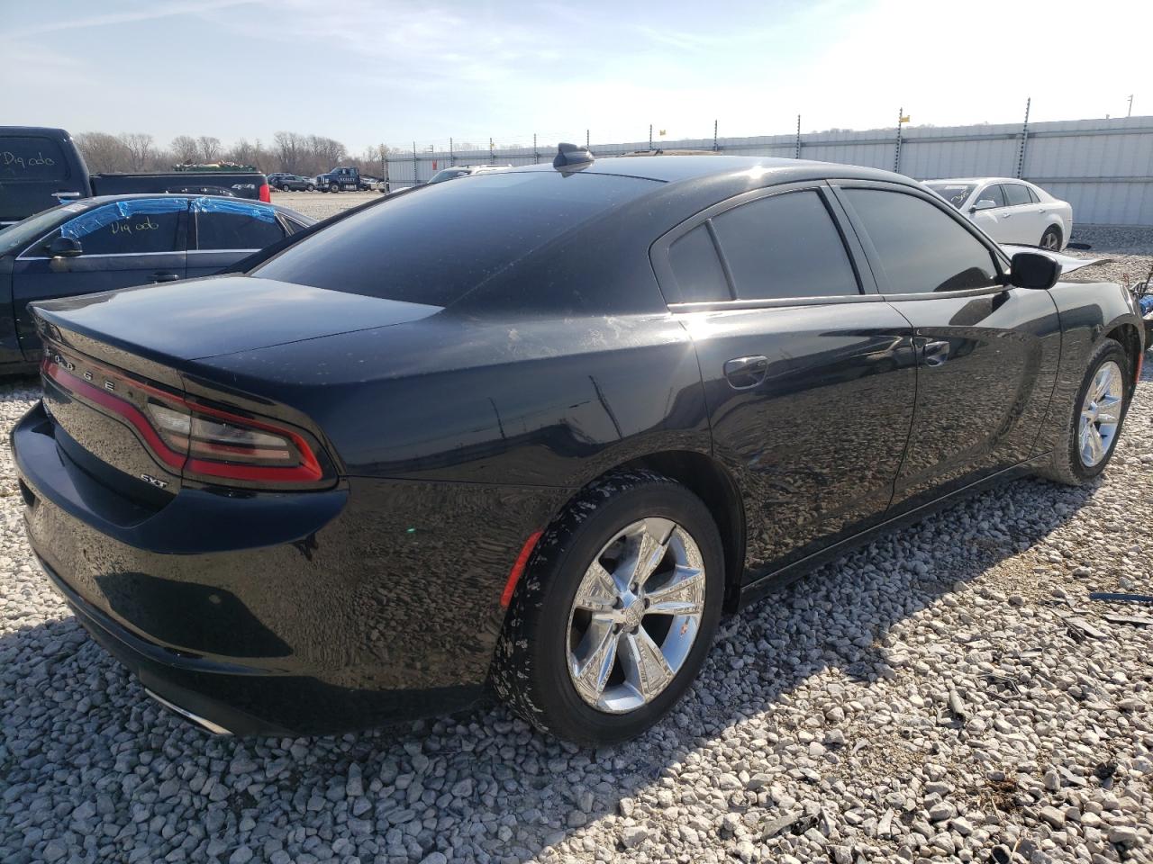 Photo 4 from auction – 2018 DODGE CHARGER SX with VIN 2C3CDXHG6JH143578