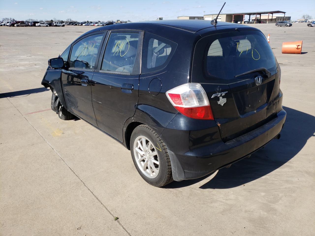 Photo 3 from auction – 2012 HONDA FIT with VIN JHMGE8H32CC027019
