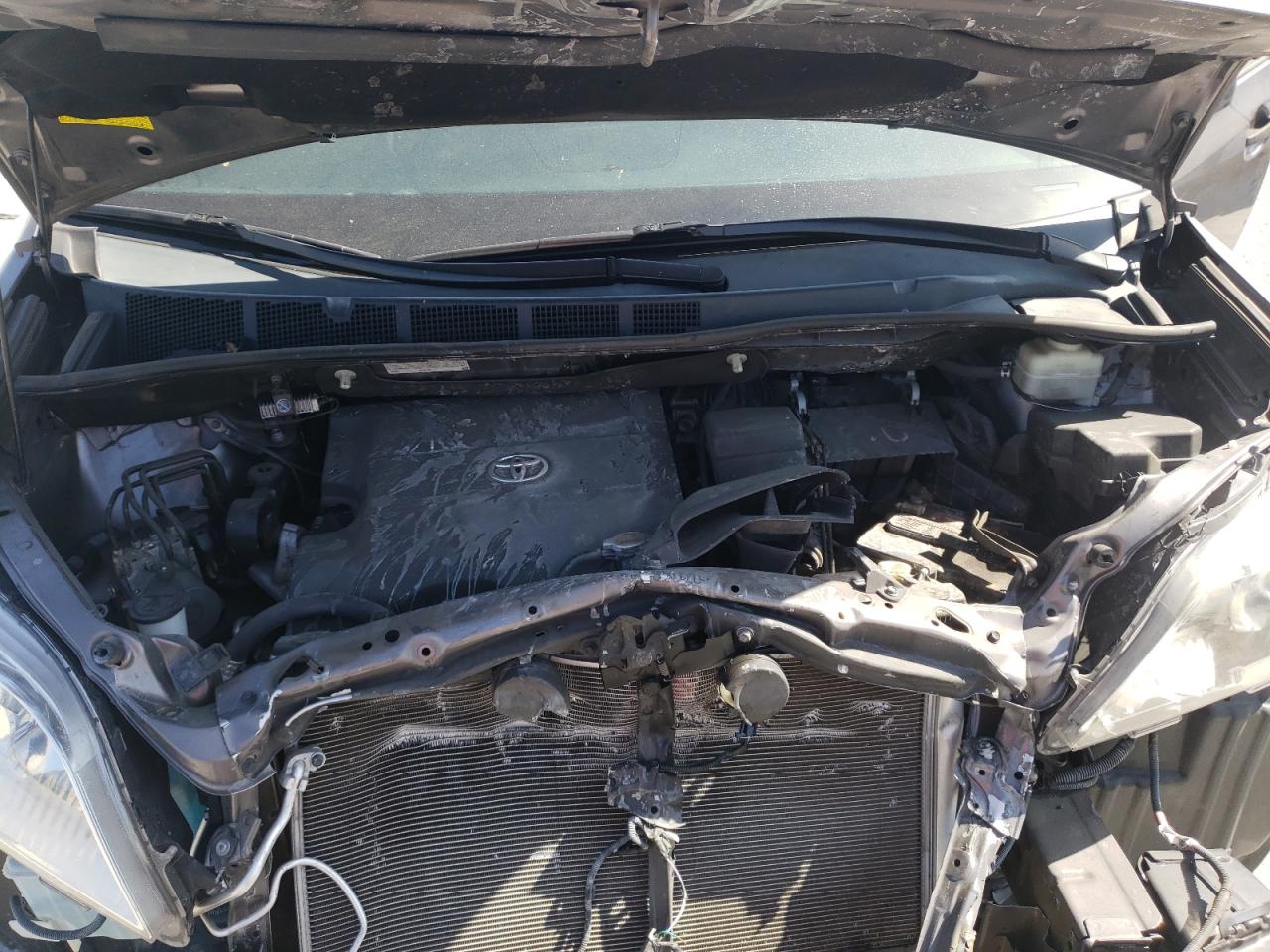 Photo 7 from auction – 2016 TOYOTA SIENNA with VIN 5TDZK3DCXGS722266
