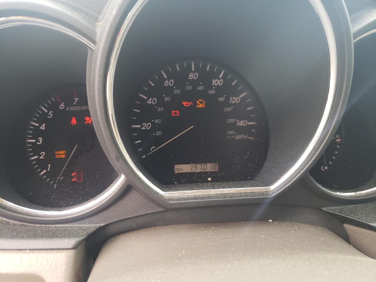 Photo 8 from auction – 2005 LEXUS RX 330 with VIN 2T2GA31U75C035433