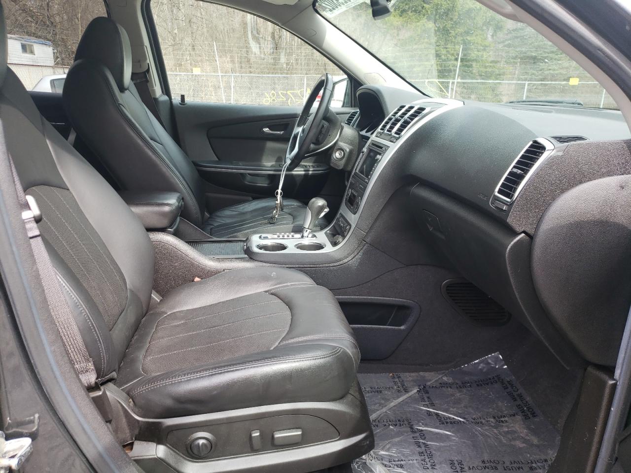 Photo 5 from auction – 2011 GMC ACADIA SLT with VIN 1GKKVSED1BJ272530