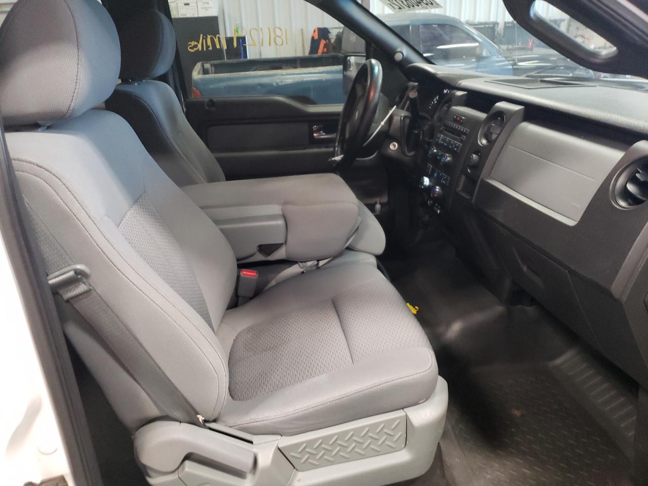 Photo 5 from auction – 2013 FORD F150 SUPER with VIN 1FTFW1CF8DKD91309