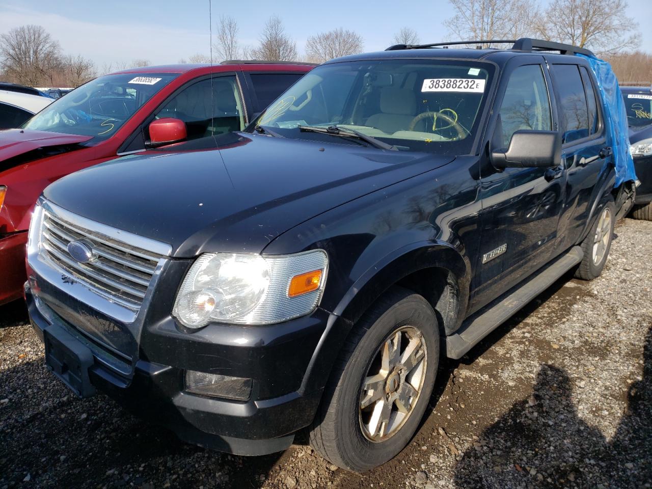 Photo 2 from auction – 2007 FORD EXPLORER with VIN 1FMEU73E17UB33083