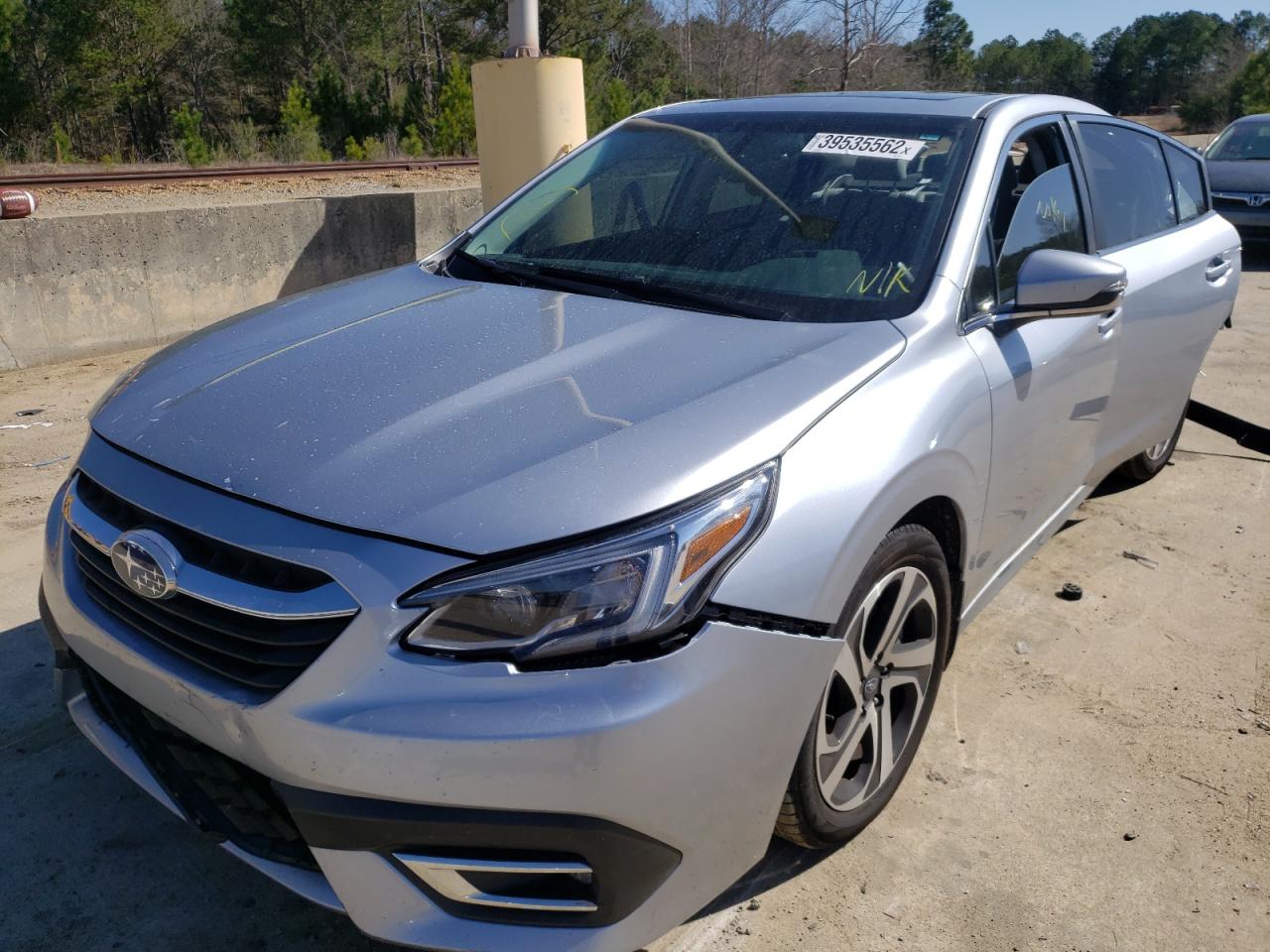 Photo 2 from auction – 2021 SUBARU LEGACY LIM with VIN 4S3BWAN60M3016343