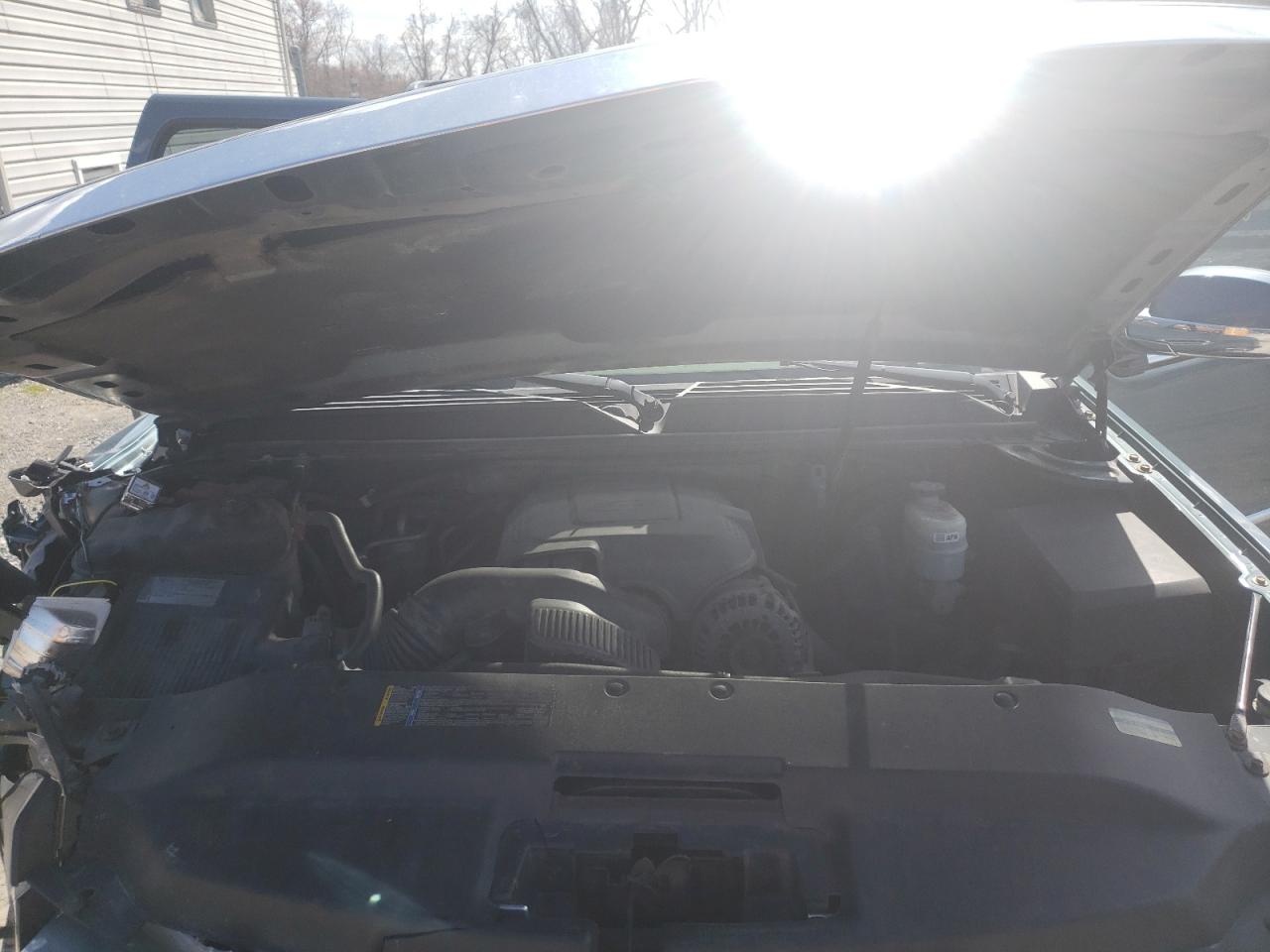 Photo 7 from auction – 2010 CADILLAC ESCALADE E with VIN 1GYUKHEF4AR101749