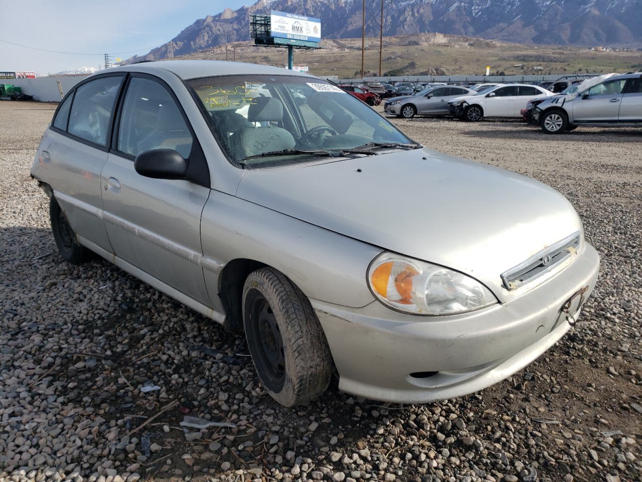KIA RIO 2001 with VIN KNADC123816048069 - Photo from auction
