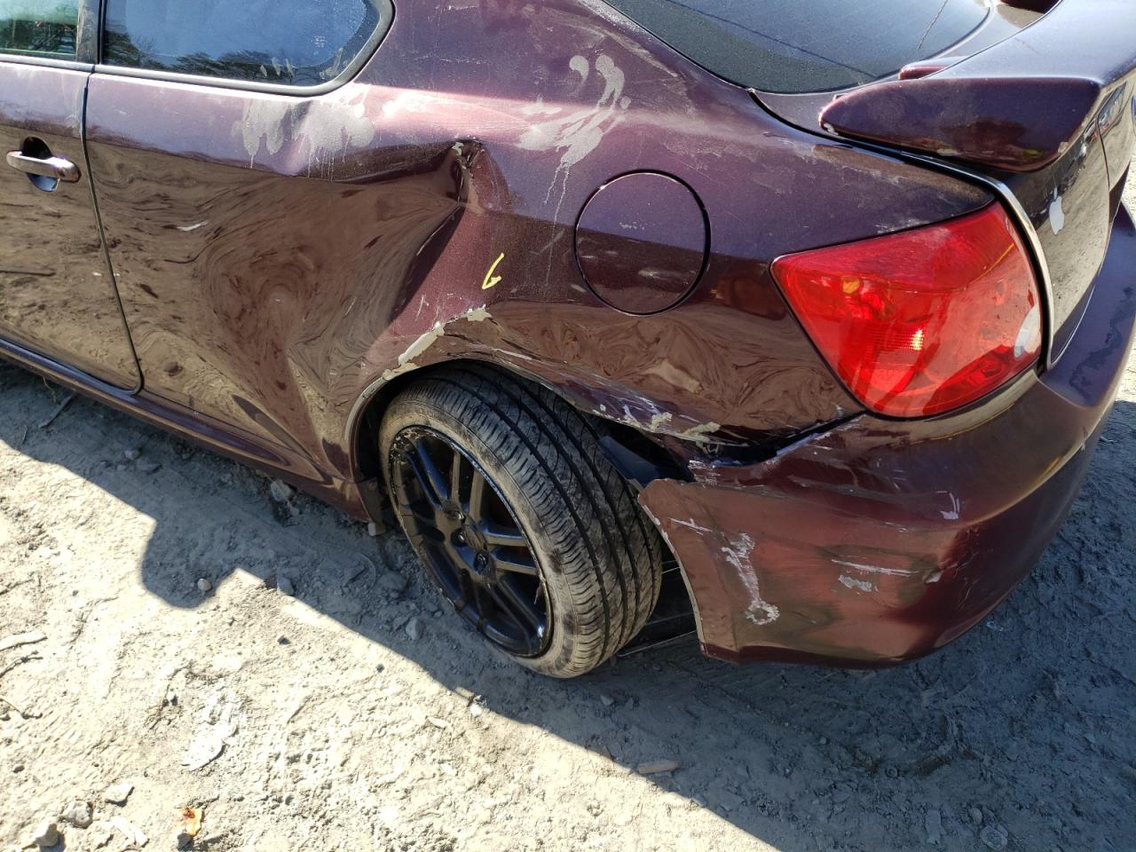 Photo 9 from auction – 2005 TOYOTA SCION TC with VIN JTKDE167050048482