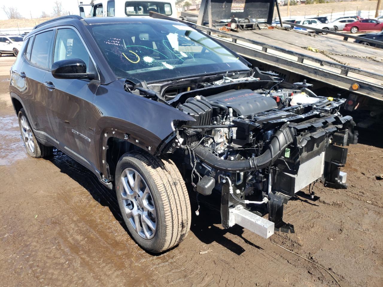 JEEP COMPASS AL 2022 z numerem VIN 3C4NJDFB0NT141325 - Zdjęcie z aukcji