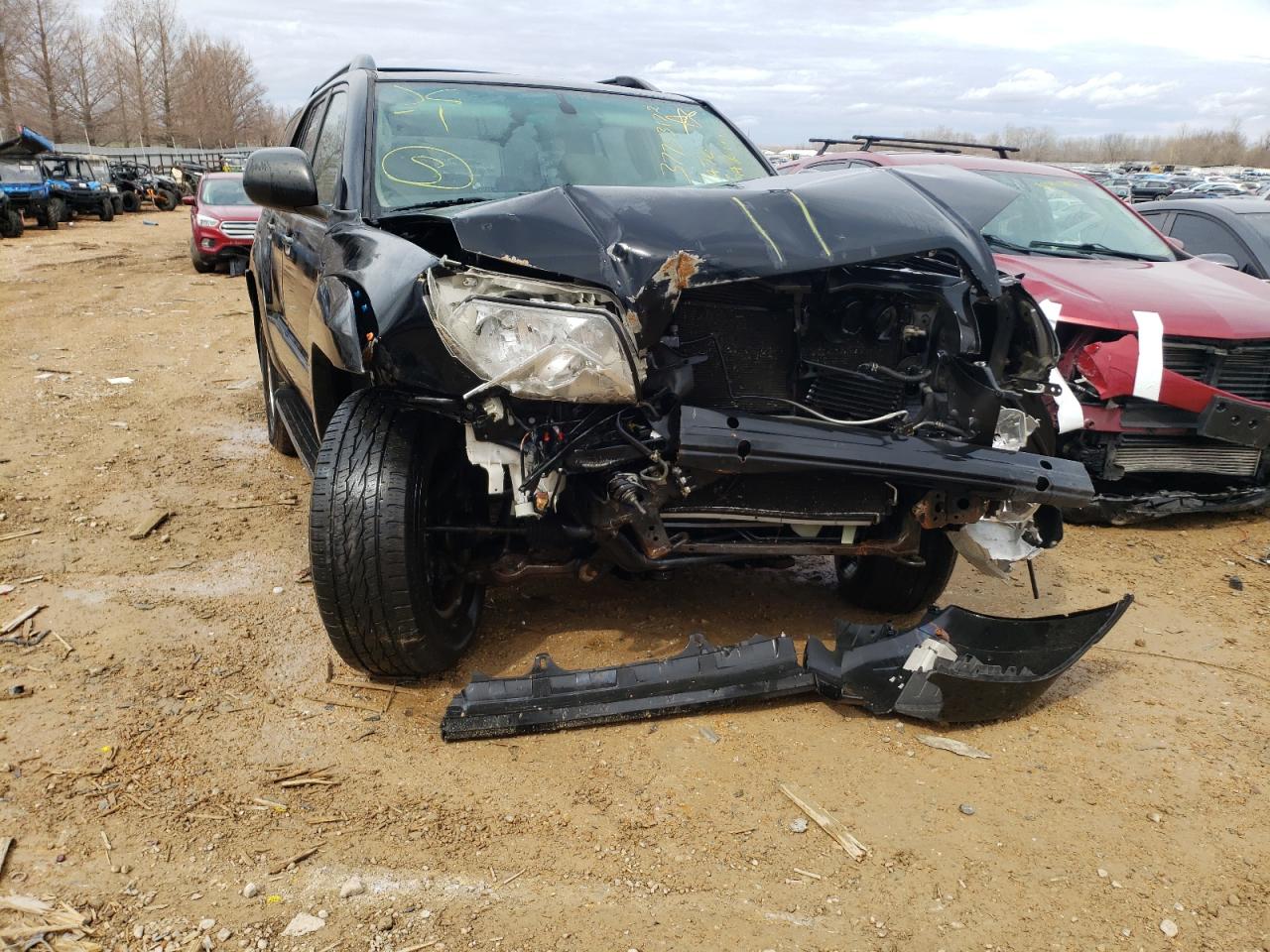 Photo 1 from auction – 2005 TOYOTA 4RUNNER SR with VIN JTEBT14R958023179