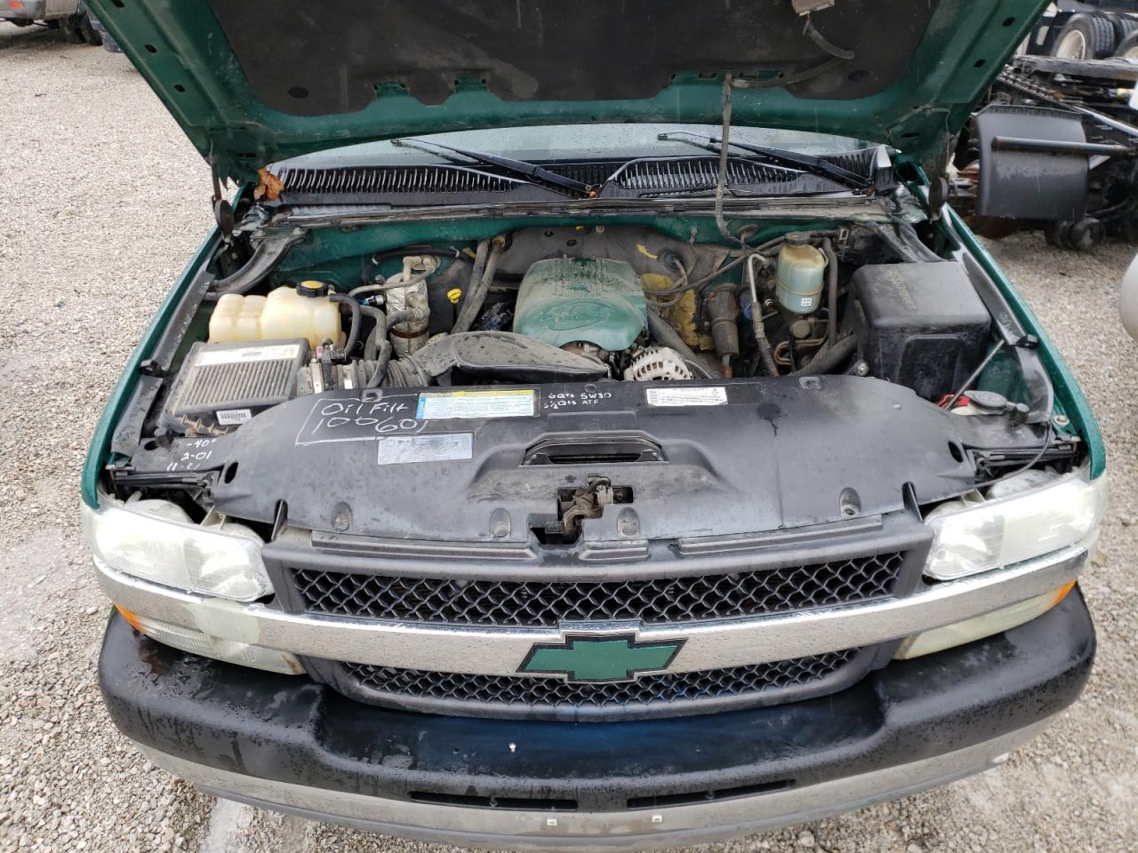 Photo 7 from auction – 2001 CHEVROLET SILVERADO with VIN 1GCHC29U81E253549