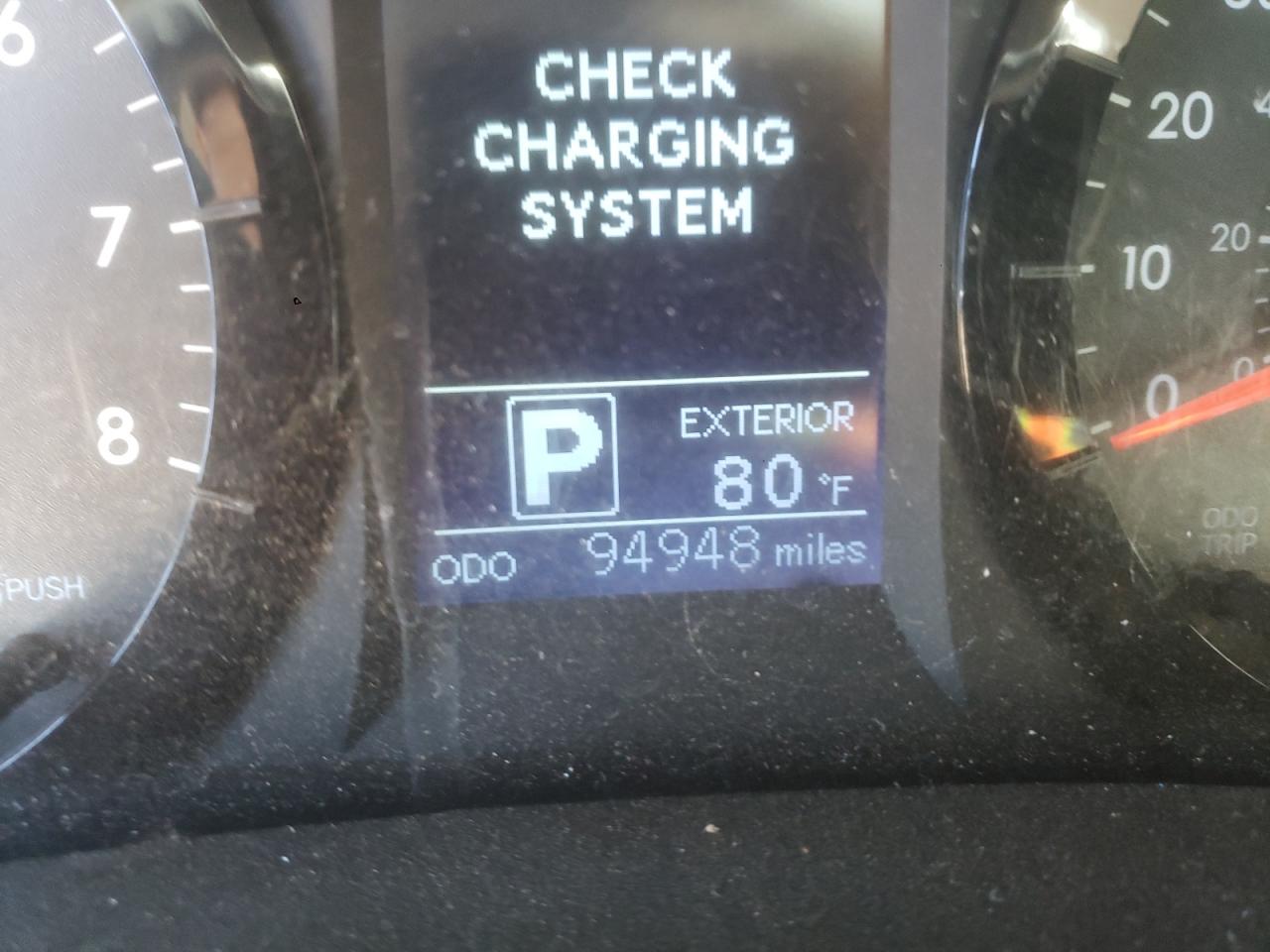 Photo 8 from auction – 2015 TOYOTA SIENNA LE with VIN 5TDKK3DC1FS578915