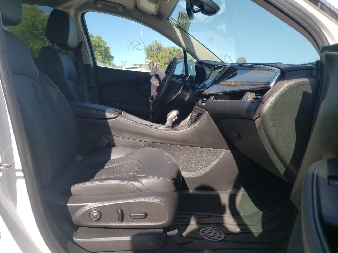 Photo 5 from auction – 2019 BUICK ENVISION P with VIN LRBFX3SX6KD127413