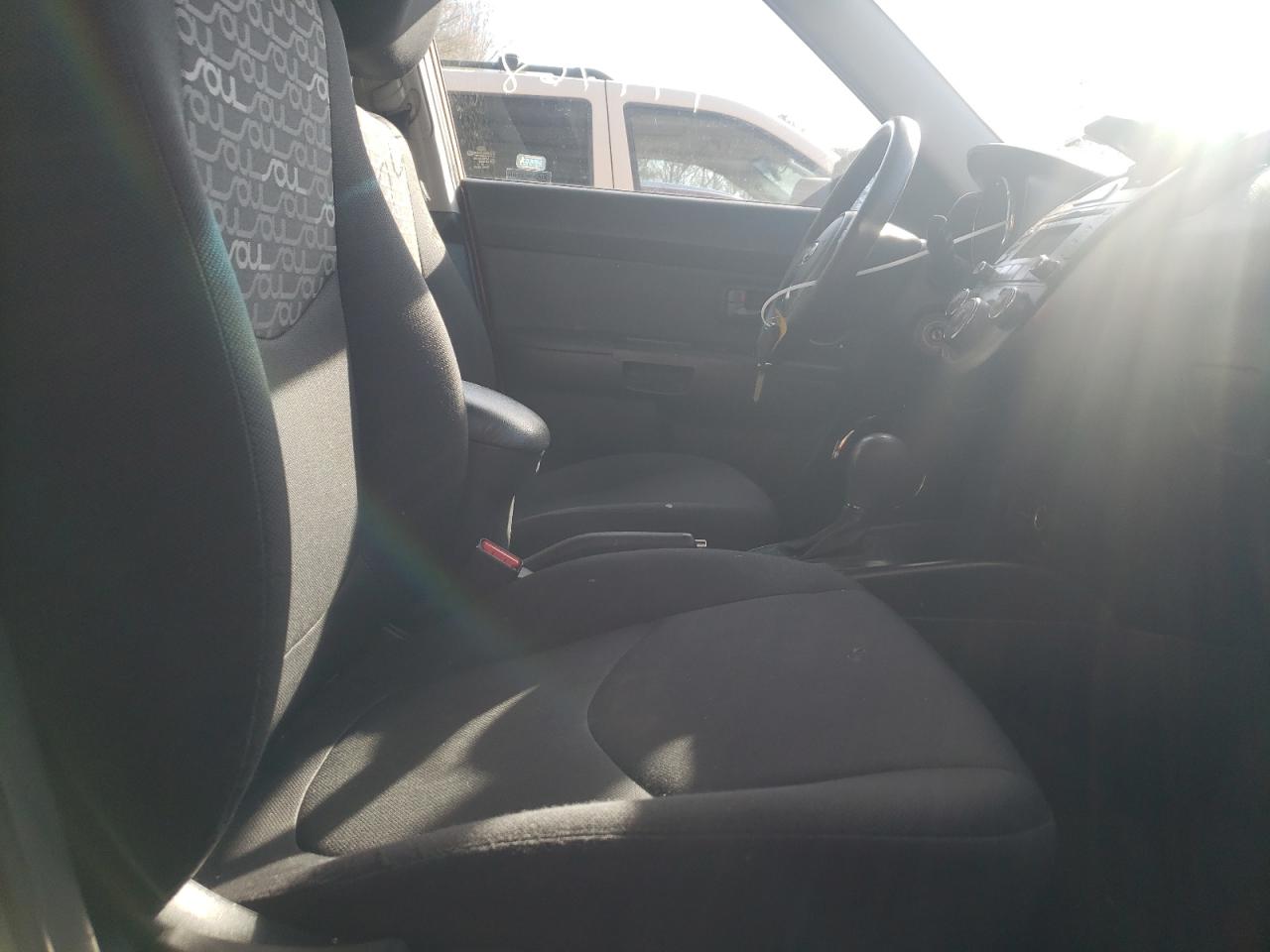 Photo 5 from auction – 2011 KIA SOUL + with VIN KNDJT2A24B7231548