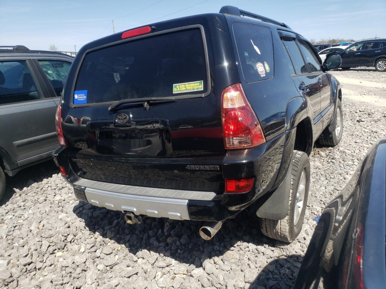 Photo 4 from auction – 2004 TOYOTA 4RUNNER SR with VIN JTEBU14R048018545