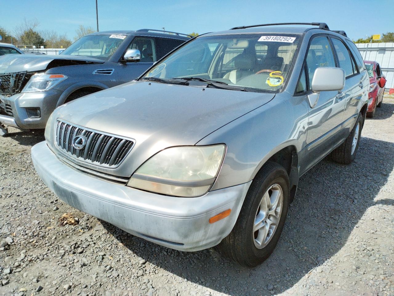 Photo 2 from auction – 2001 LEXUS RX 300 with VIN JTJGF10U410108545