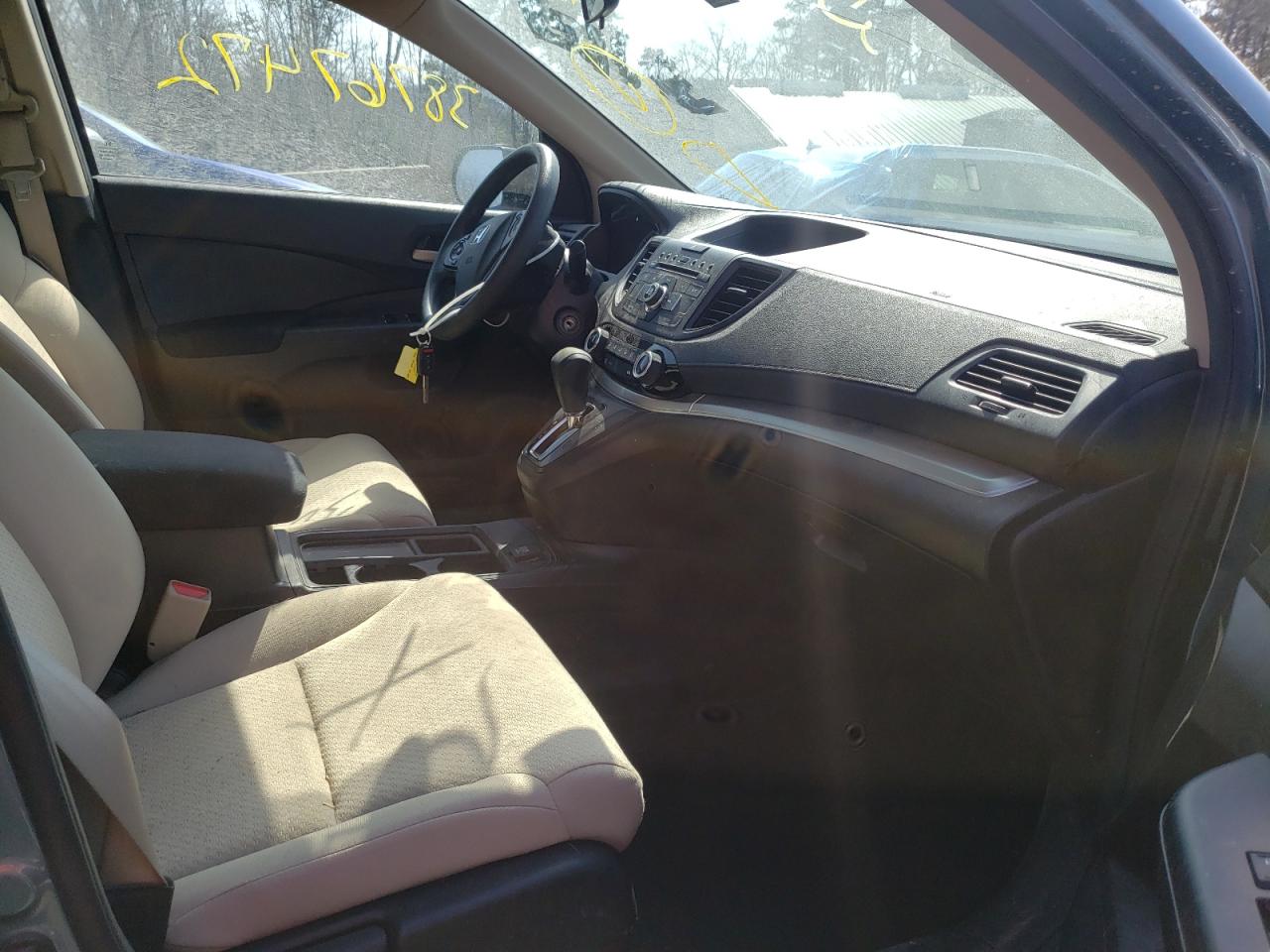 Photo 5 from auction – 2016 HONDA CR-V SE with VIN 5J6RM4H49GL050263
