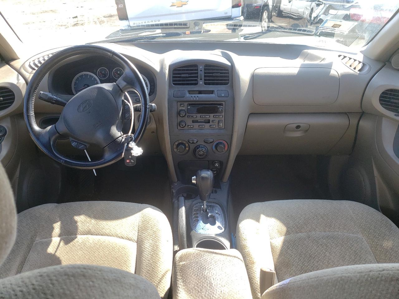 Photo 9 from auction – 2005 HYUNDAI SANTA FE with VIN KM8SC73D75U994049